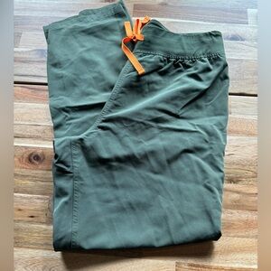 FIGS XL tall Moss Livingston pants